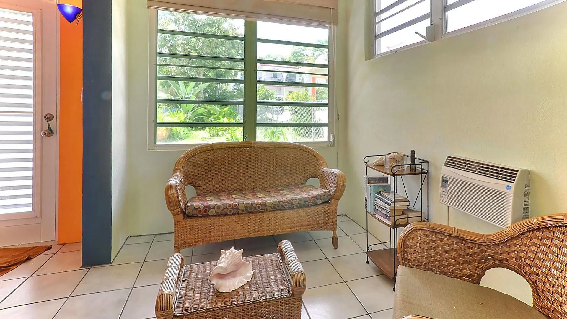 Esperanza Acacia Guesthouse