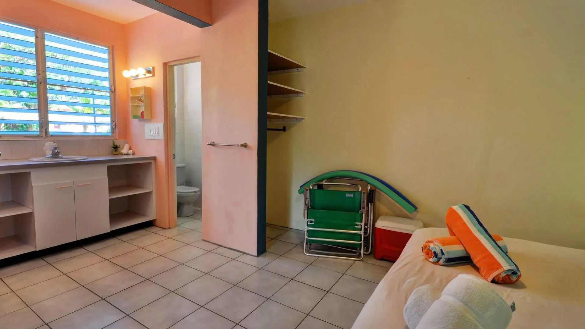 בית הארחה Esperanza Acacia Guesthouse