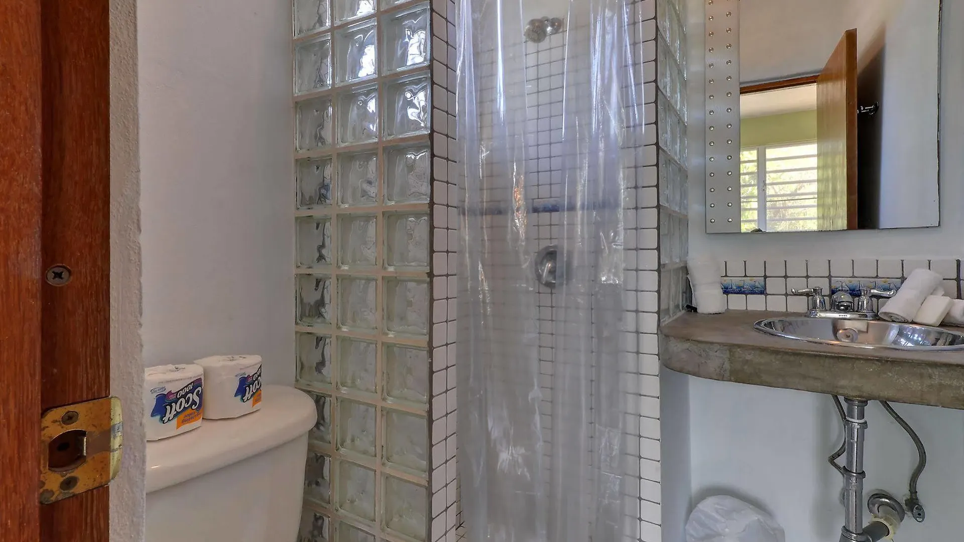*** Πανσιόν Acacia Guesthouse Esperanza Πουέρτο Ρίκο